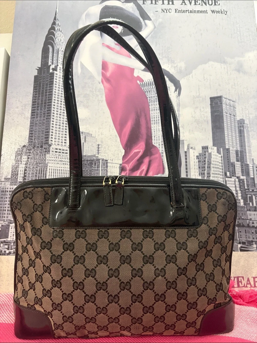 Gucci Brown GG Monogram Shoulder Bag with Dark Patent Trim - Picture 1 of 14